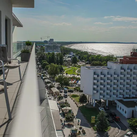 Apartament Baltic Promenada Gwiazd 14 *